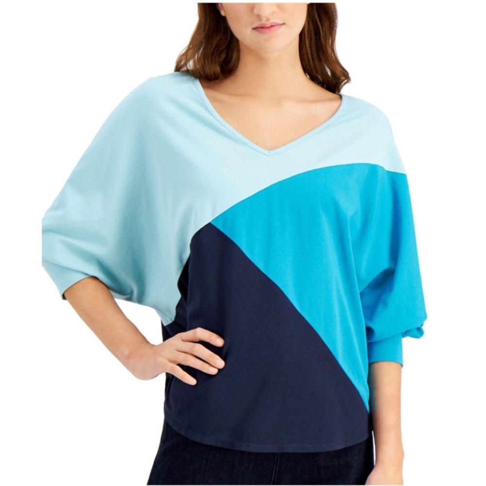 NWT Willow Drive Knot Top Size Small